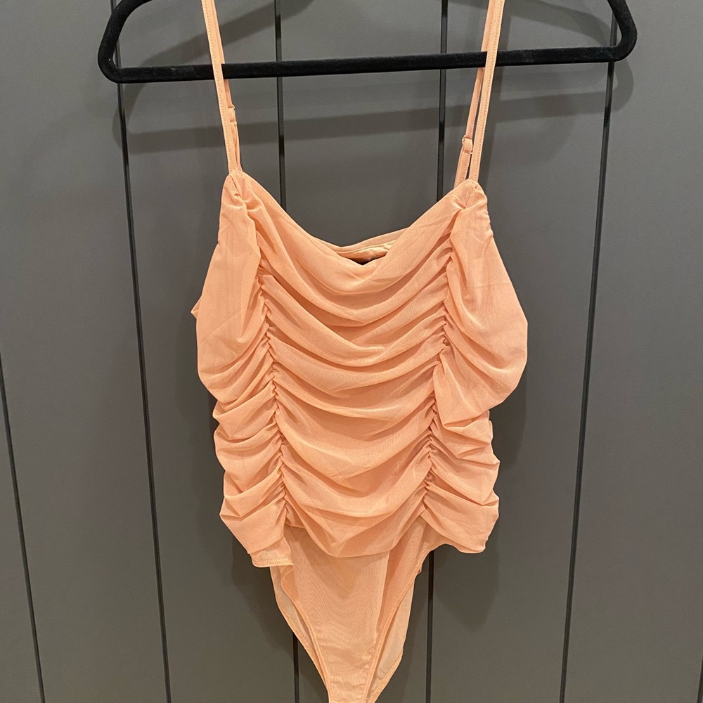 FOREVER 21 nude/tan ruched bodysuit